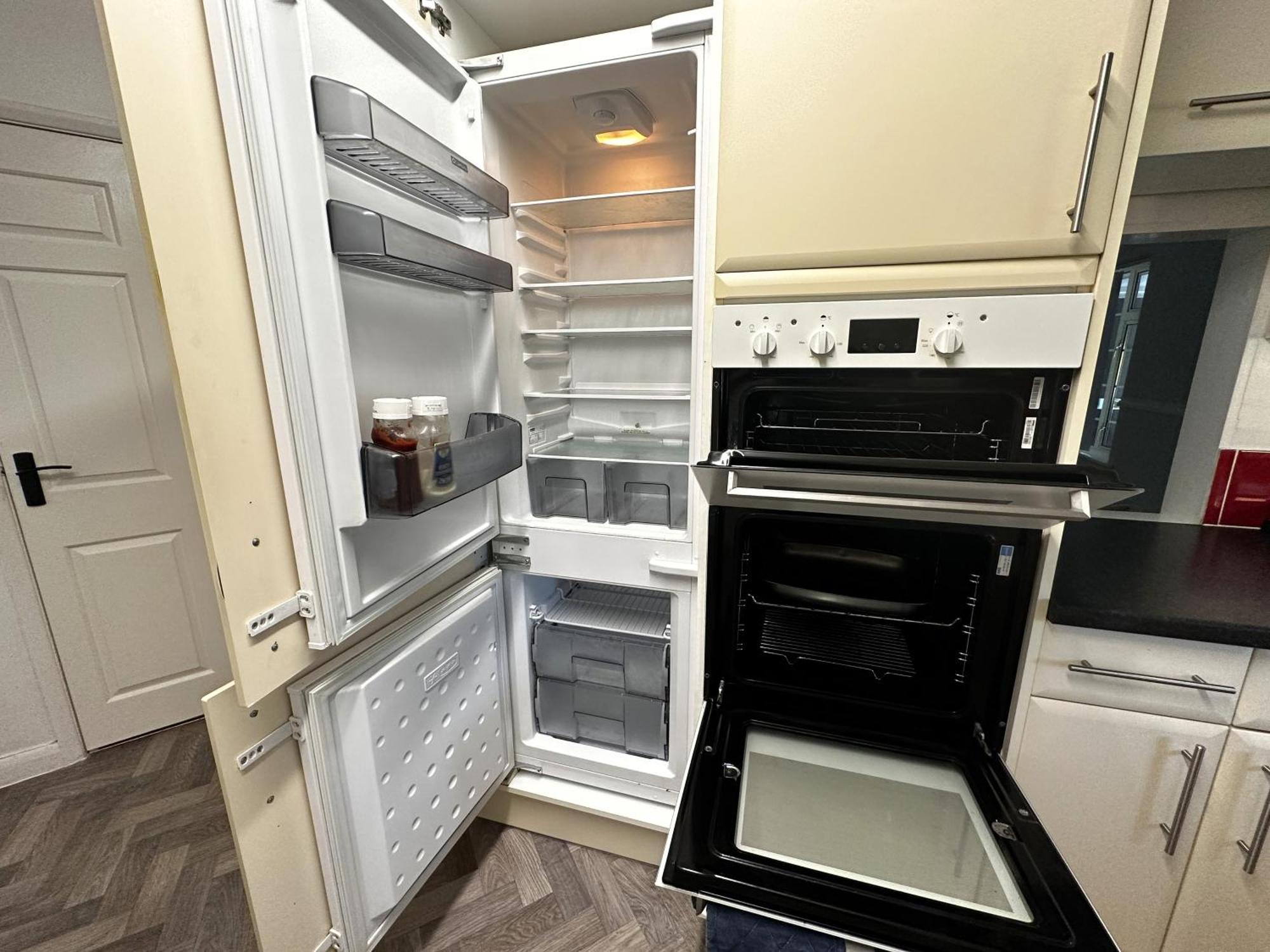 Kennedy Villa - 5 Bedroom House With Hot Tub, Wifi, Free Parkings, Close To Bicester Village מראה חיצוני תמונה
